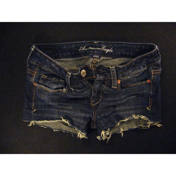 American Eagle Womens CUTOFF JEAN SHORTS Low Rise Sequin Pockets W 28 MEASURED - Picture 1 of 10